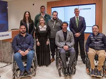 Eurobank: Ακόμα πιο κοντά στην ισότιμη τραπεζική εξυπηρέτηση - Δράσεις για άτομα με αναπηρία