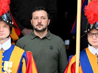 Ο Ζελένσκι ζήτησε παρέμβαση του Πάπα για την απελευθέρωση των Ουκρανών αιχμαλώτων που κρατά η Ρωσία