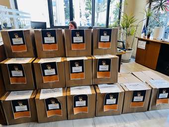 Δωρεά 60 υπολογιστών στα σχολεία της Κρήτης από την Τράπεζα Χανίων