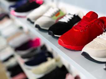 ΗΠΑ: Nike, Adidas και άλλα brands υποδημάτων εκπέμπουν SOS για τους δασμούς - Κίνδυνος λουκέτου