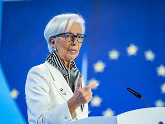 Αμετάβλητα τα επιτόκια της ΕΚΤ - Συνεχίστηκε η πτωτική τάση του πληθωρισμού