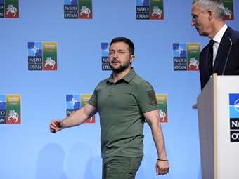 Κοινοβουλευτική Συνέλευση ΝΑΤΟ: Ο Ζελένσκι απευθύνει έκκληση για ενότητα