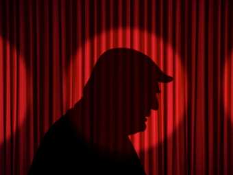 Τραμπ: Προτρέπει το Ανώτατο Δικαστήριο να μην επισπεύσει την ετυμηγορία του