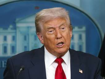 Νομπελίστες καλούν τον Τραμπ να πιέσει τον Λουκασένκο για την απελευθέρωση 1.300 πολιτικών κρατουμένων