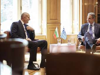 Επισκόπηση των διμερών σχέσεων Ελλάδας-Βουλγαρίας στη συνάντηση του Κ. Μητσοτάκη με τον πρόεδρο Ρ. Ράντεφ