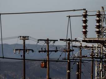 Γερμανία: Εμπόδια στα σχέδια κατασκευής σταθμών παραγωγής ηλεκτρικής ενέργειας με φυσικό αέριο λόγω καταγγελίας στην ΕΕ