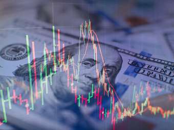 Σε υψηλό διετίας το δολάριο