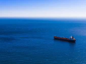 Συρία: Θα δεχθεί πλοία παραγωγής ηλεκτρικής ενέργειας από το Κατάρ και την Τουρκία