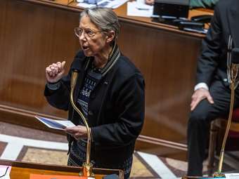 Μπορν: Η Γαλλία χρειάζεται μια περίοδο επούλωσης