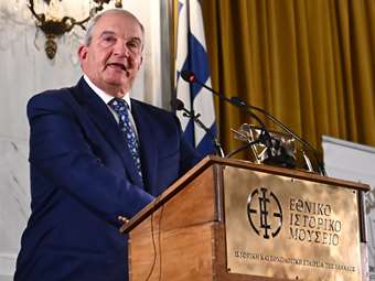 Βολές κατά της κυβέρνησης από Κ. Καραμανλή - Α. Σαμαρά για τις αγροτικές κινητοποιήσεις