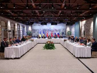 Ουκρανία και Ρωσία δίνουν νέο ραντεβού στην Κωνσταντινούπολη με φόντο την επιχείρηση "Ιστός Αράχνης"