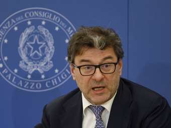 Ιταλός ΥΠΟΙΚ για νέο Σύμφωνο Σταθερότητας: "Συμβάλαμε με αναπόφευκτο πνεύμα συμβιβασμού"