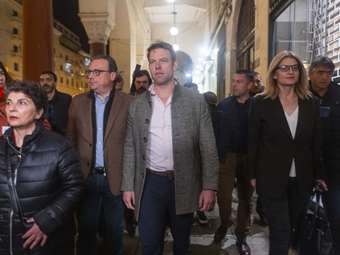 Συγκέντρωση κατά της τρανσφοβίας στη Θεσσαλονίκη: Αποδοκίμασαν τον Στ. Κασσελάκη - Ένταση με κουκουλοφόρους