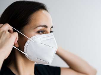 Γερμανία: Σκάνδαλο η προμήθεια σχεδόν 6 δισ. μασκών για 6 δισ. ευρώ;