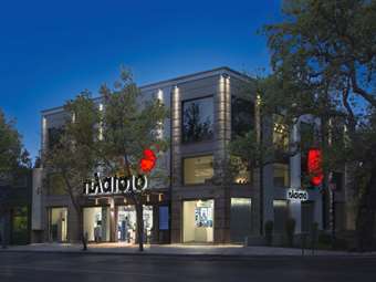 Πλαίσιο: Τζίρος όπως το 2023 και πίεση στα κέρδη λόγω λειτουργικού κόστους και επένδυσης σε καταστήματα