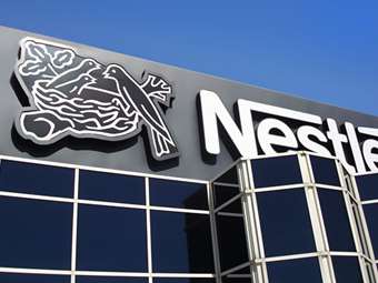 Nestle: Μειωμένες πωλήσεις στο τρίμηνο και υποβάθμιση του outlook - Απώλειες 4% η μετοχή