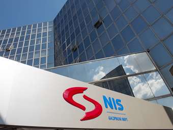 Σερβία: Οι Ρώσοι δέχονται να πουλήσουν την σερβική πετρελαϊκή εταιρία NIS