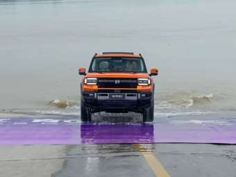 Υβριδικό SUV της Chery εμεινε για 22 λεπτά στο νερό-δείτε ποιο ποτάμι διέσχισε επιπλέοντας