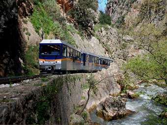 Καλάβρυτα: Επέστρεψαν με ασφάλεια οι 90 επιβάτες του Οδοντωτού