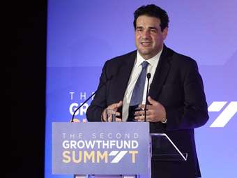 Θ. Λιβάνιος: Αν συνεχίσουμε έτσι, σε λίγες 10ετίες το 95% της χώρας θα ερημώσει ή θα ζει μόνο από τον τουρισμό