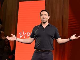 Μερίσματα στην κλίμακα φυσικών προσώπων, μείωση φόρου στα ενοίκια: Οι προτάσεις Στ. Κασσελάκη για φορολογία και ακρίβεια