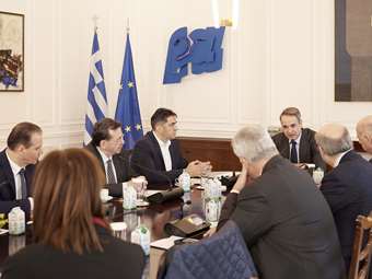 Το νομοσχέδιο για τη ρύθμιση "κόκκινων" δανείων συνεταιρισμών-αγροτών στη συνάντηση Μητσοτάκη με την Ένωση Αγροτικών Συνεταιρισμών