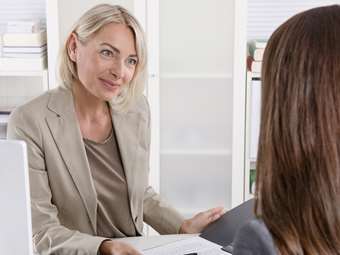 Καταργούνται τα έντυπα προσλήψεων–αποχωρήσεων και καταστάσεων προσωπικού με το νέο "εργασιακό" - Ολες οι νέες ρυθμίσεις για το ωράριο