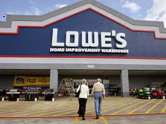 Lowe's: Μικρότερη των εκτιμήσεων η πτώση στα κέρδη και έσοδα για το α' τρίμηνο