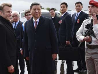 Επιχείρηση "γοητείας" από τον Μακρόν προς τον Σι Τζινπίνγκ με φόντο τα Πυρηναία