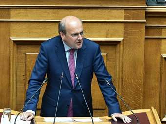 Πώς το χρέος θα μειωθεί κάτω από το 120% μέχρι το 2027