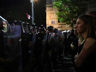 Σερβία: Νέες αντικυβερνητικές διαδηλώσεις και επεισόδια