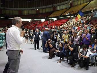 Τον διεθνή διαγωνισμό ρομποτικής "First Global Challenge" επισκέφτηκε ο πρωθυπουργός Κ. Μητσοτάκης.