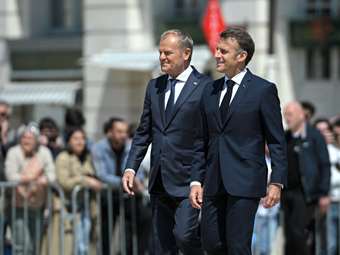 Τουσκ: Όσοι ηγέτες παρακολούθησαν την παρέλαση στην Μόσχα πρέπει να ντρέπονται