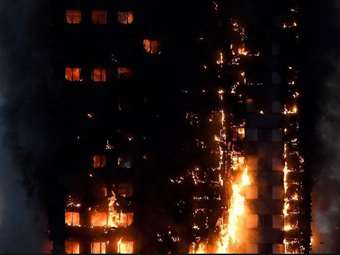 Βρετανία: Έκθεση καταπέλτης για την πολύνεκρη πυρκαγιά στον Πύργο Γκρένφελ