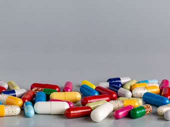 Ο "πόλεμος" δασμών ΗΠΑ - Κίνας απειλεί διαδεδομένα φάρμακα