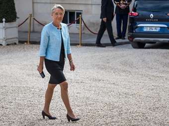 Γαλλία: Η πρωθυπουργός θα έχει συνάντηση με την αντιπολίτευση, θέλει "αποκλιμάκωση"