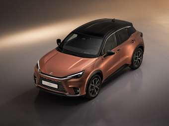Lexus: Διακρίσεις και ρεκόρ πωλήσεων σε μια χρονιά-ορόσημο