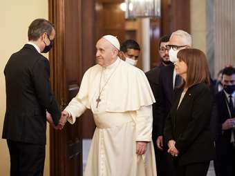 Συλλυπητήρια Κ. Μητσοτάκη για το θάνατο του πάπα Φραγκίσκου