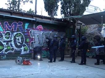 Εκκενώθηκε κατάληψη σε κτίριο του Δήμου Αθηναίων στο Λόφο Στρέφη