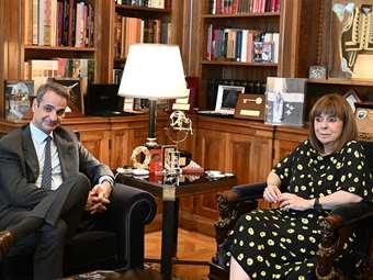 Κ. Μητσοτάκης στην ΠτΔ: Η κυβέρνηση θα φορολογήσει τα ουρανοκατέβατα κέρδη των παραγωγών ενέργειας