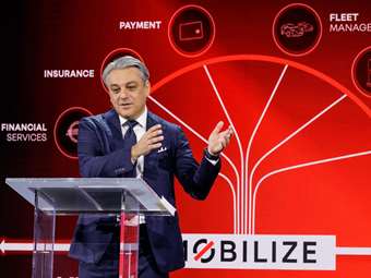 Η Renault σταματά την είσοδο της φίρμας ηλεκτρικών Ampere στο χρηματιστήριο