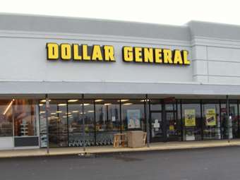 Dollar General: Έχασαν τις προβλέψεις τα αποτελέσματα τριμήνου