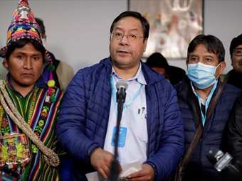 Βολιβία: Φουντώνουν οι ανησυχίες για στρατιωτικό πραξικόπημα