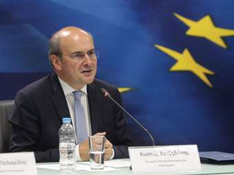 LIVE: Η συνέντευξη Τύπου του Κ. Χατζηδάκη για το νέο πλαίσιο αξιοποίησης των παραλιών