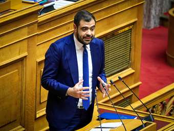 Π. Μαρινάκης σε Ν. Ανδρουλάκη: Αν δεν αλλάξετε ρότα, δεν θα δείτε χαΐρι - Ακούσαμε μια ομιλία σαν να ήταν ΑΙ