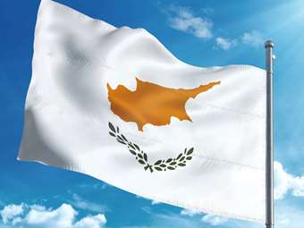 Αρχιεπισκοπικές εκλογές με πολιτικό διακύβευμα στην Κύπρο