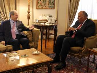 Στην Αίγυπτο ο ΥΠΕΞ της Συρίας - Οι δύο χώρες δεσμεύονται για στενότερες σχέσεις