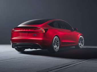 Ποιό χαρακτηριστικό επιστρέφει στο Tesla Model 3 μετά από παράπονα πελατών