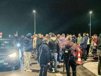 Έκλεισαν για δύο ώρες την εθνική οδό Πατρών-Πύργου οι αγρότες