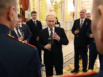 Ο Πούτιν κατεβαίνει στις εκλογές για 5η φορά: Η μόνη έκπληξη είναι ο τρόπος με τον οποίο το ανακοίνωσε